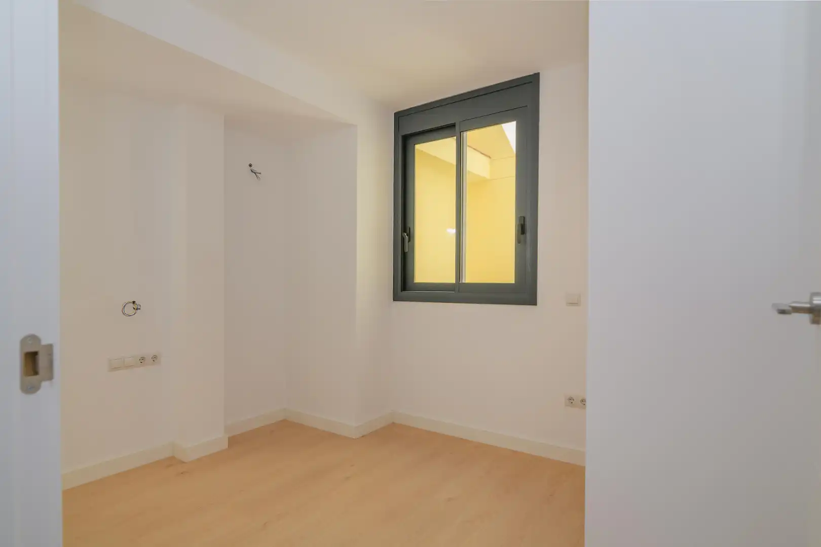 Flat with lift for sale in Carrer Victòria 95, imagen 13