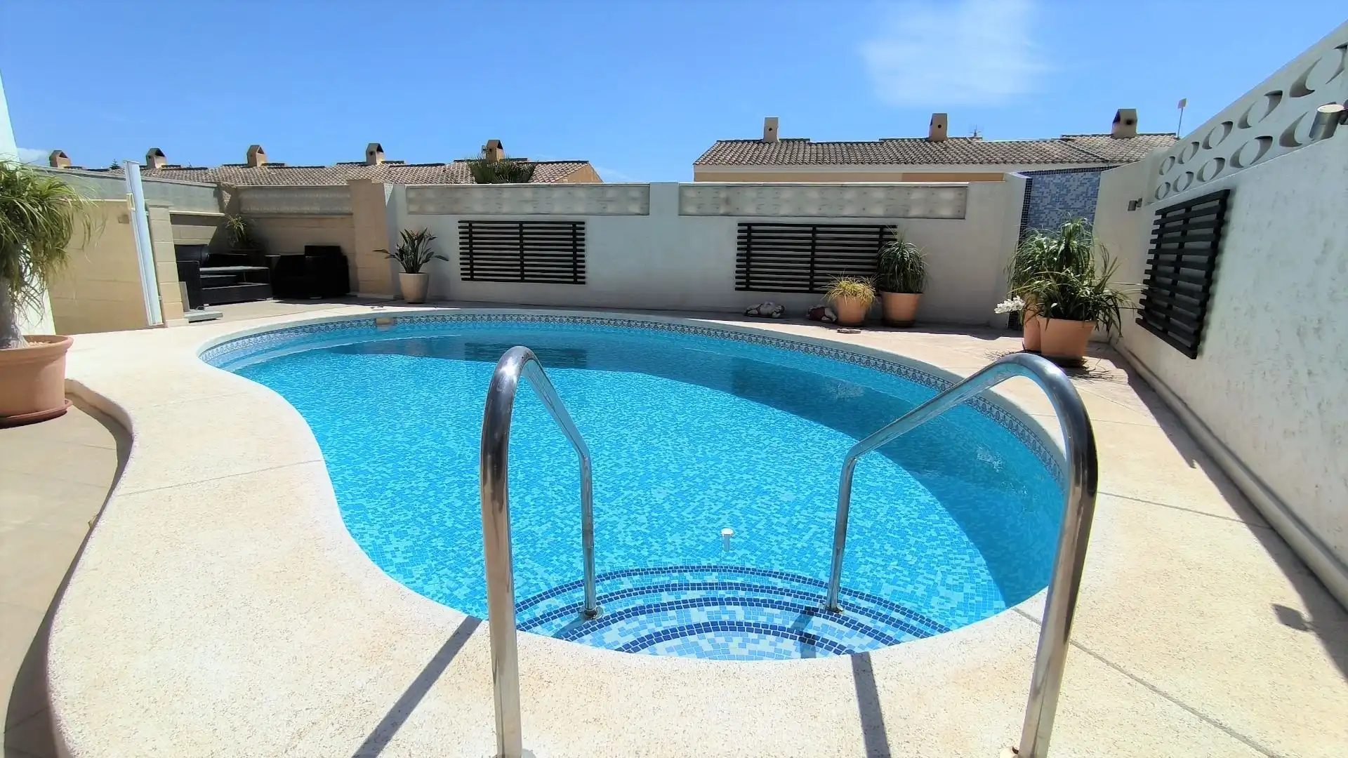 Swimming pool of Houses for sale in L'Alfàs del Pi  with Air Conditioner, Heating and Terrace