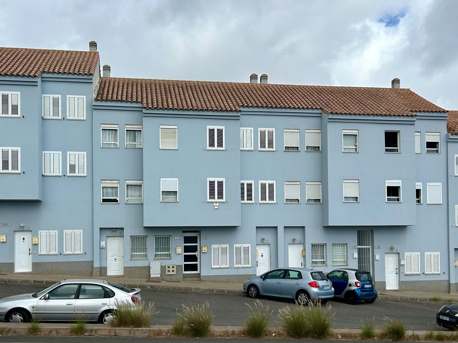 Vista exterior de Dúplex en venta en Telde con Trastero, Horno y Lavadora