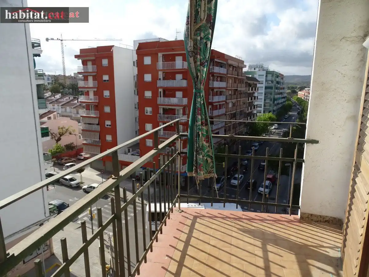 Exterior view of Flat for sale in Vilanova i la Geltrú