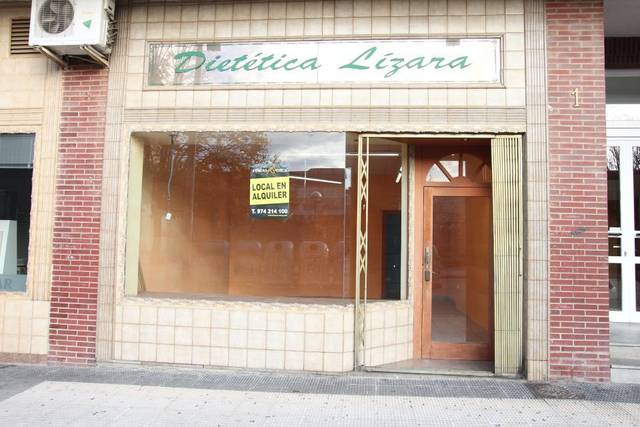 Local comercial en Alquiler en TR BALLESTEROS, 1 en Santo Domingo y San Martín