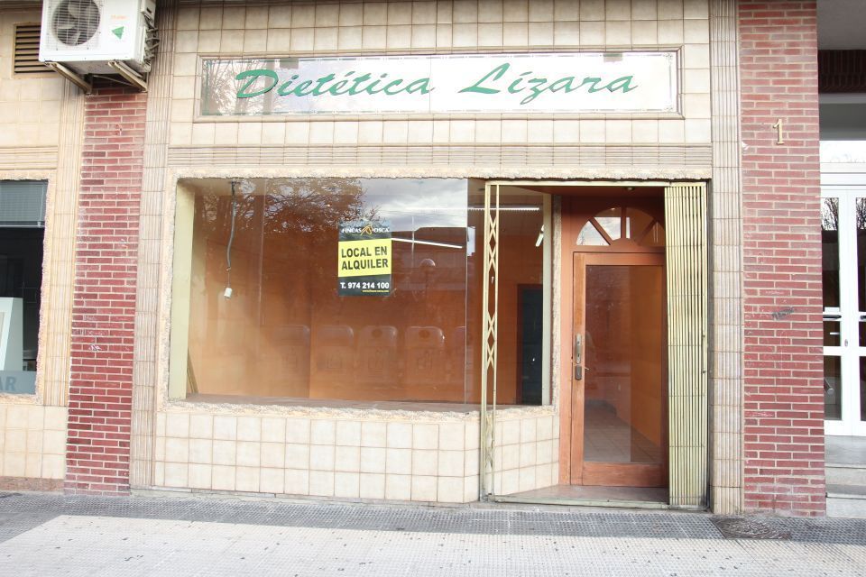 Premises to rent in  Huesca Capital