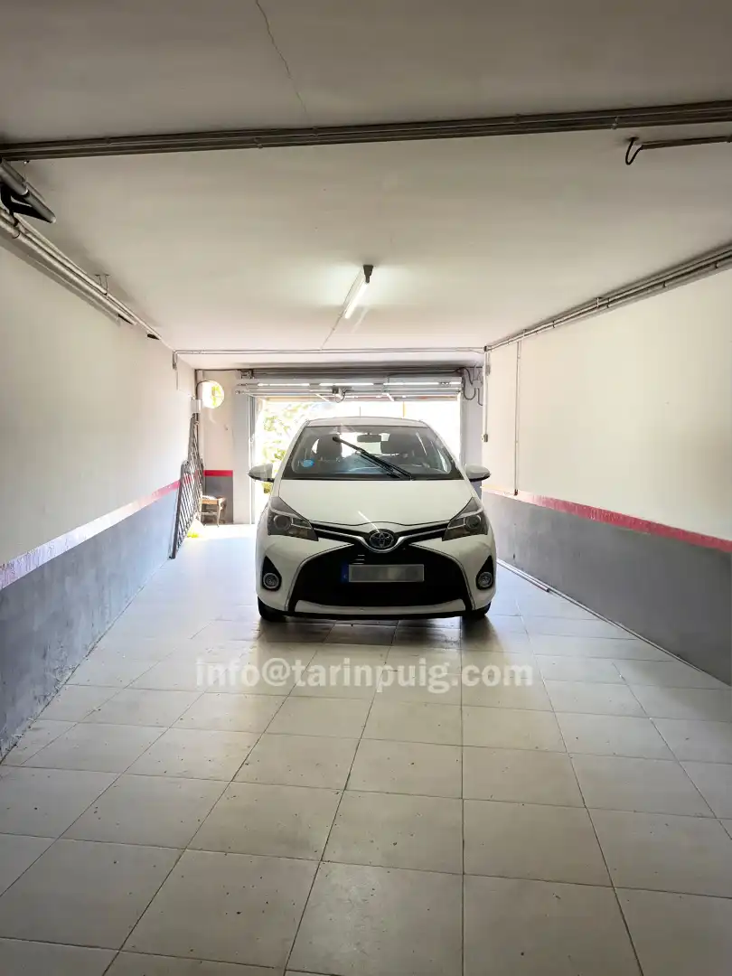 Parking de Casa o chalet en venta en Begues con Aire acondicionado, Calefacción y Jardín privado