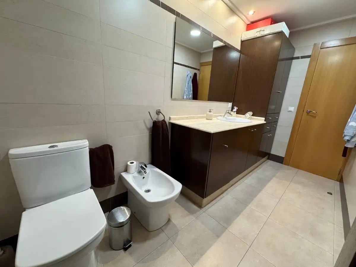 Baño de Piso en venta en Simat de la Valldigna con Aire acondicionado y Trastero