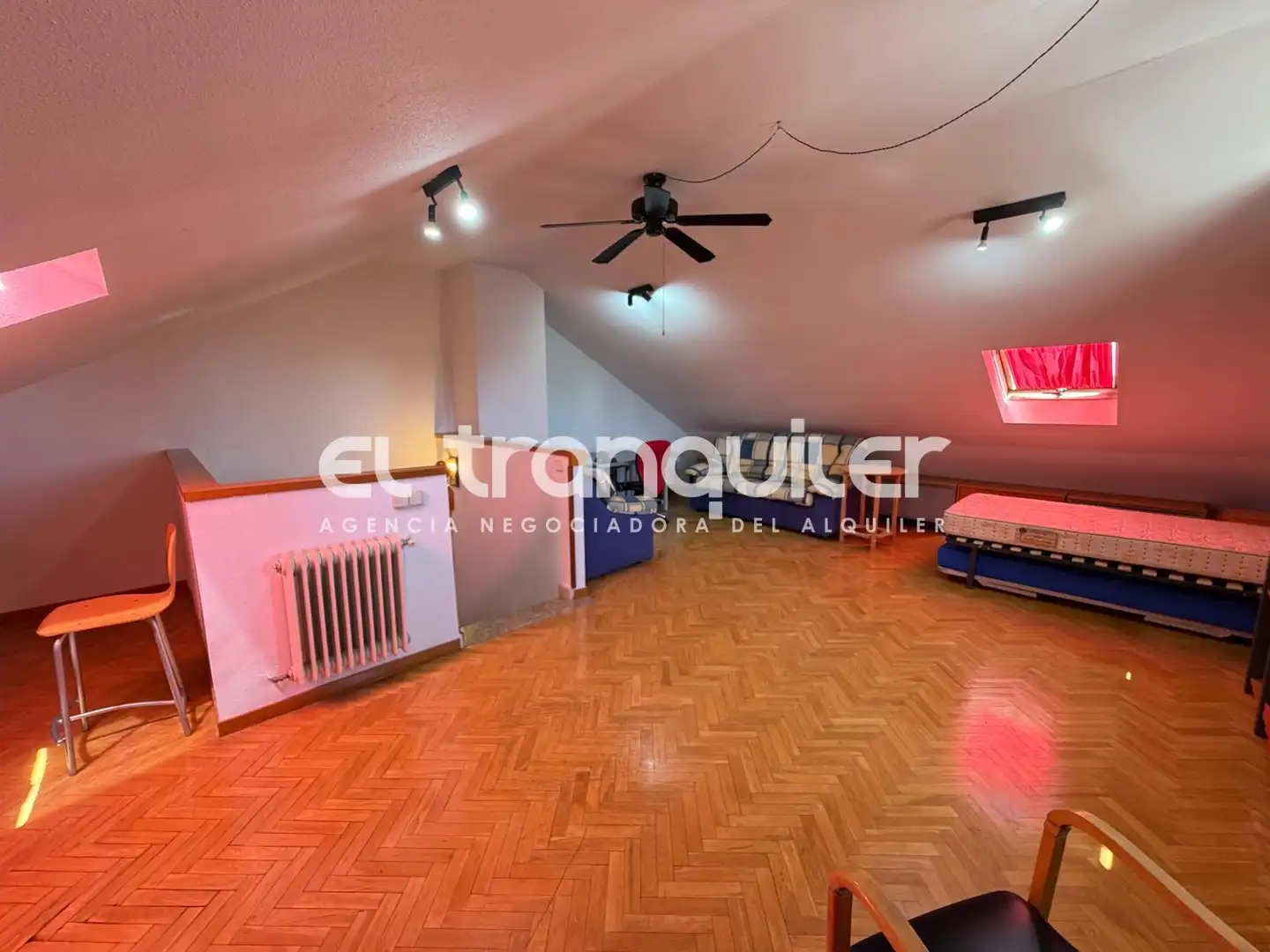Casa adosada de lloguer en Leganés amb Jardí privat, Parquet i Terrassa