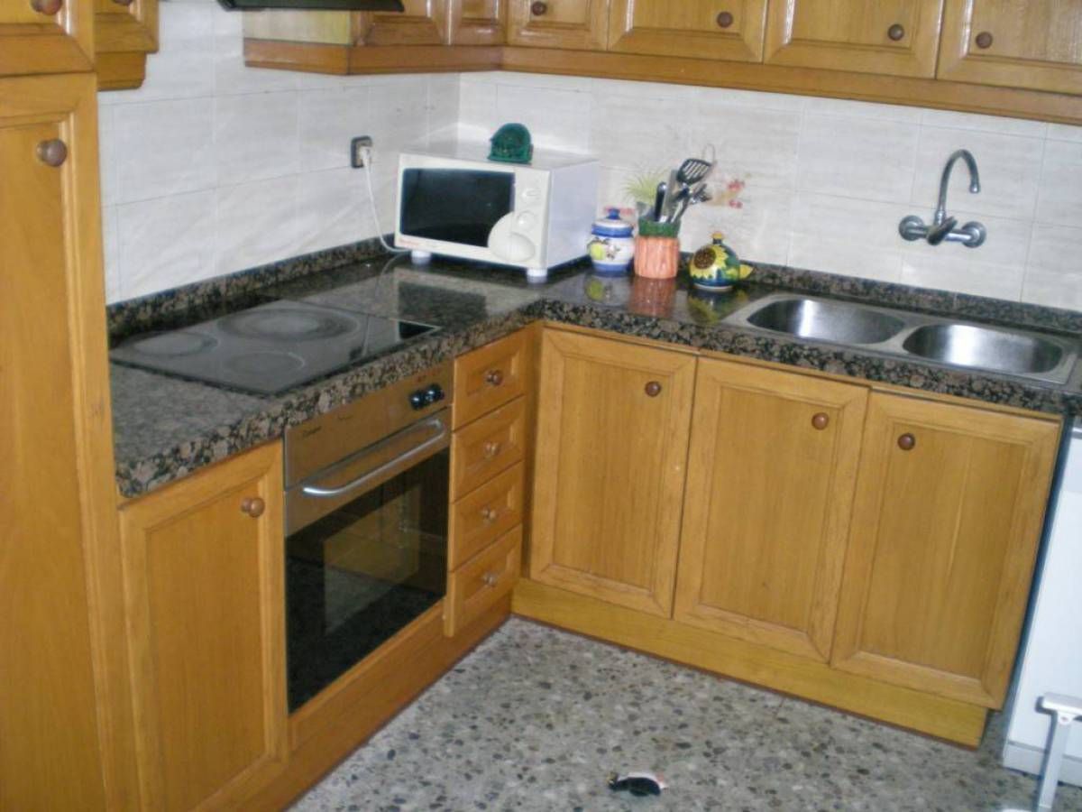 Cuina de Pis en venda en Callús amb Calefacció, Terrassa i Traster
