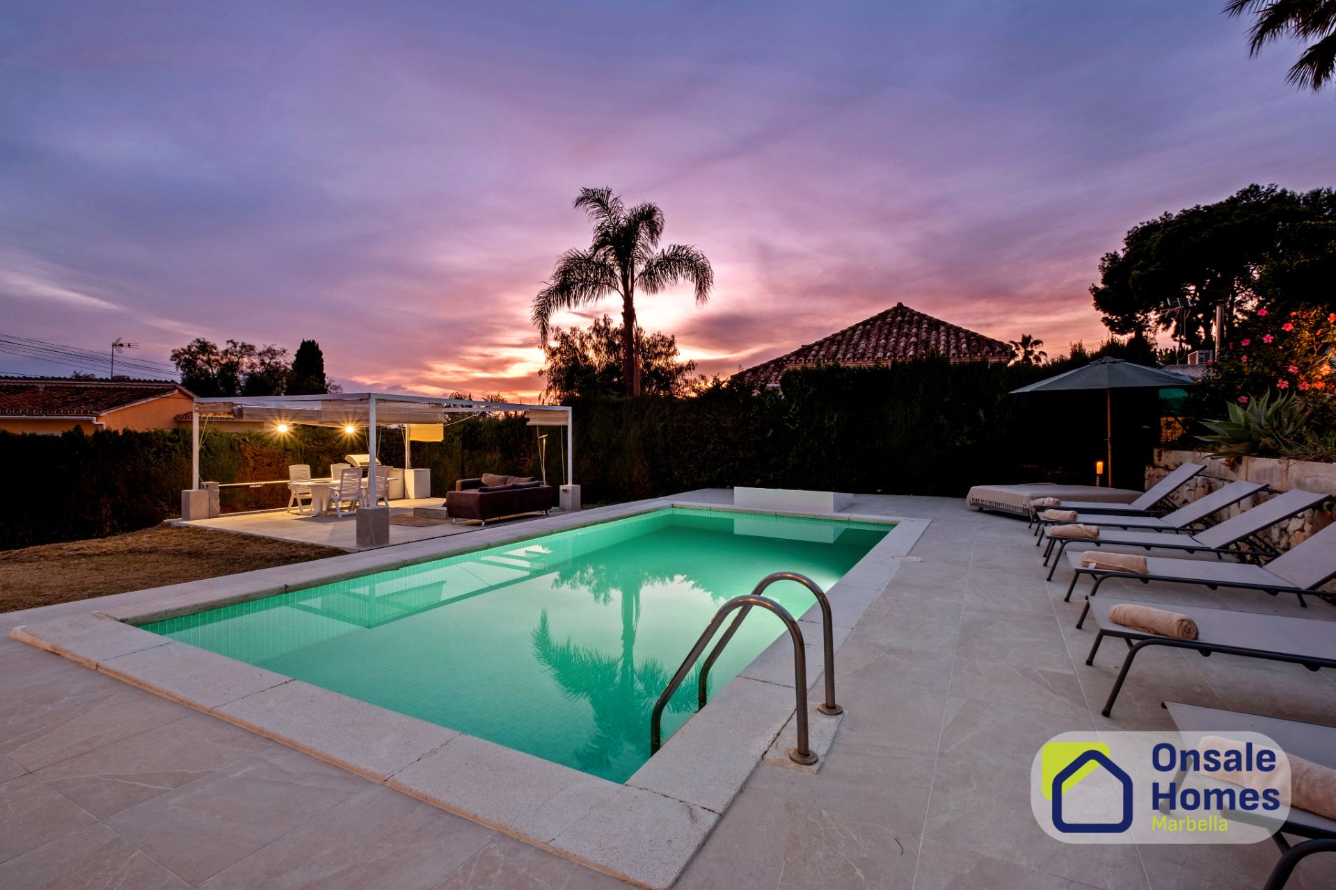 Jardí de Casa o xalet en venda en Marbella amb Aire condicionat, Jardí privat i Terrassa