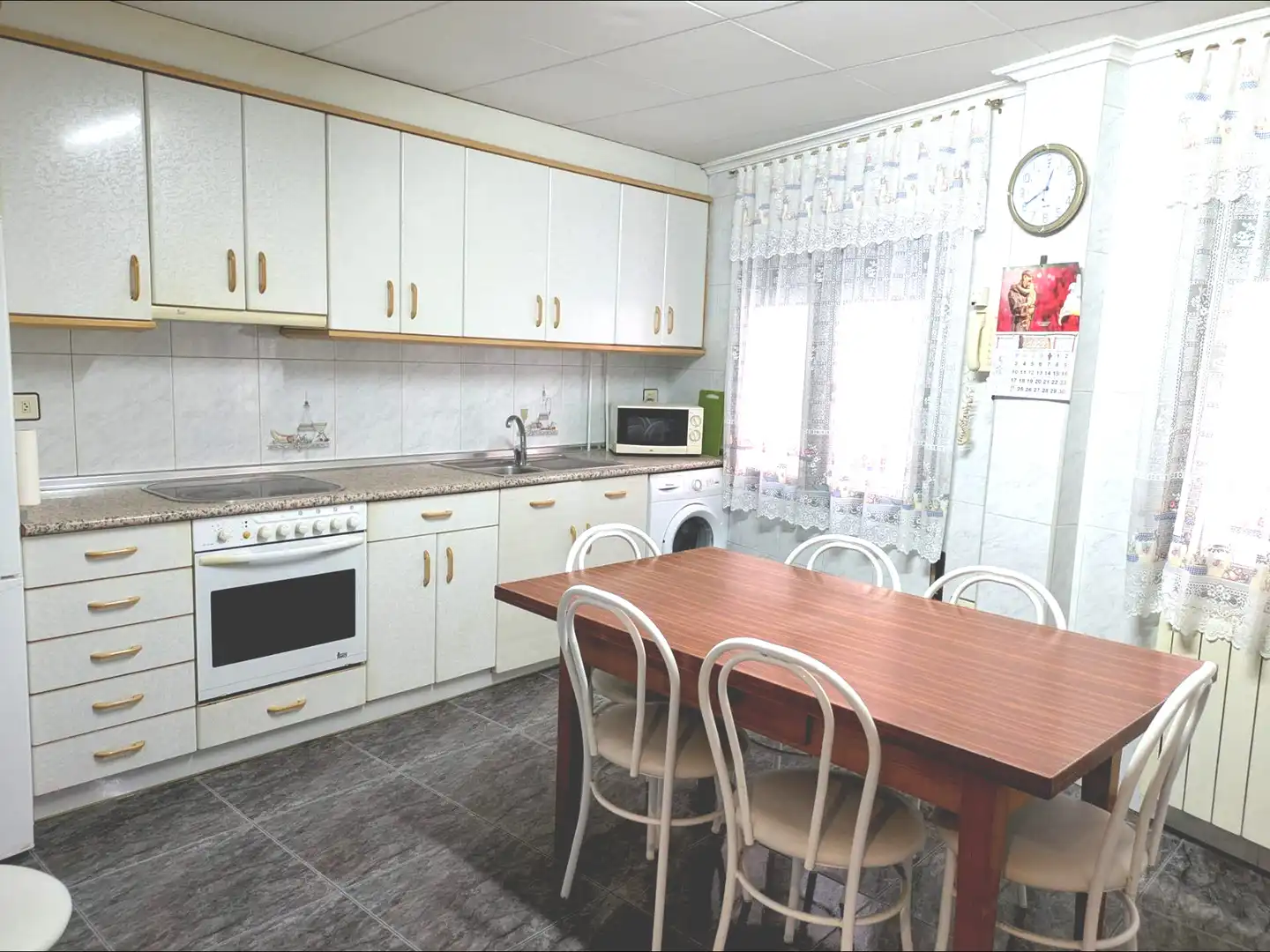 Kitchen of Houses for sale in Quinto  with Balcony
