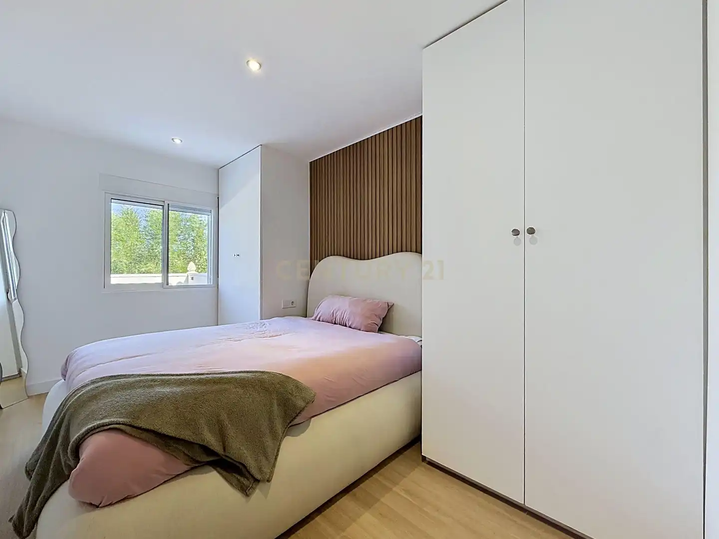 Schlafzimmer von Erdgeschoss zum Verkauf in Torrevieja mit Klimaanlage und Gemeinschaftspool