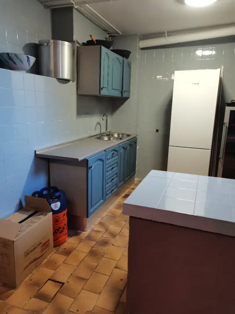Cuina de Casa o xalet en venda en Málaga amb Calefacció, Jardí privat i Parquet