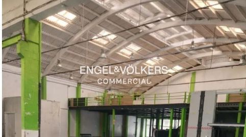 Foto 2 von Fabrikhallen zur Miete in Pla de Bon Aire, Terrassa