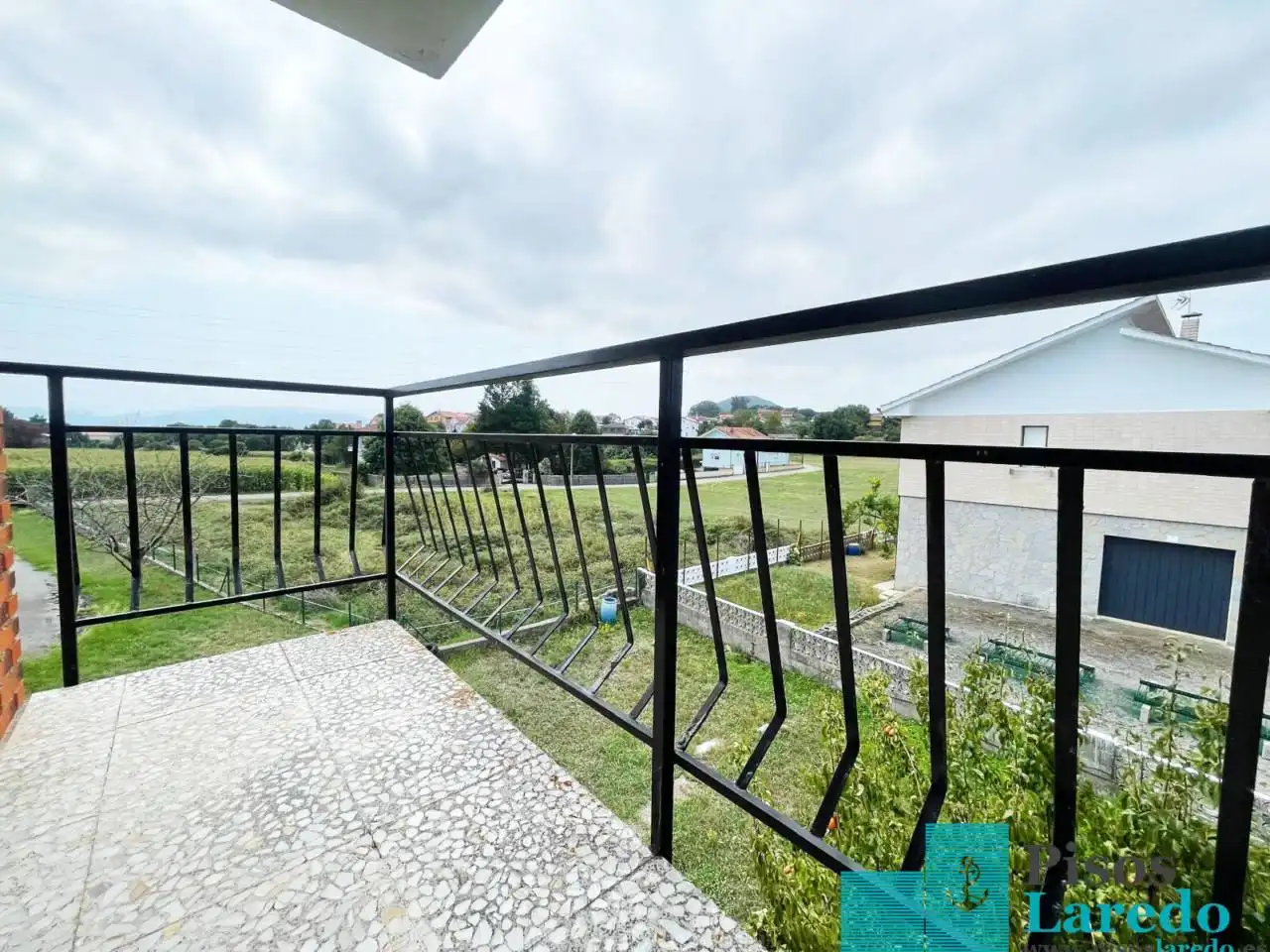 Terrace of Houses for sale in Argoños   with Heating, Private garden and Parquet flooring