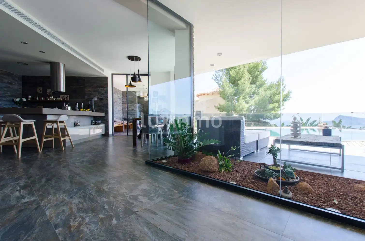 Haus oder Chalet zum Verkauf in Altea mit Klimaanlage, Heizung und Privatgarten