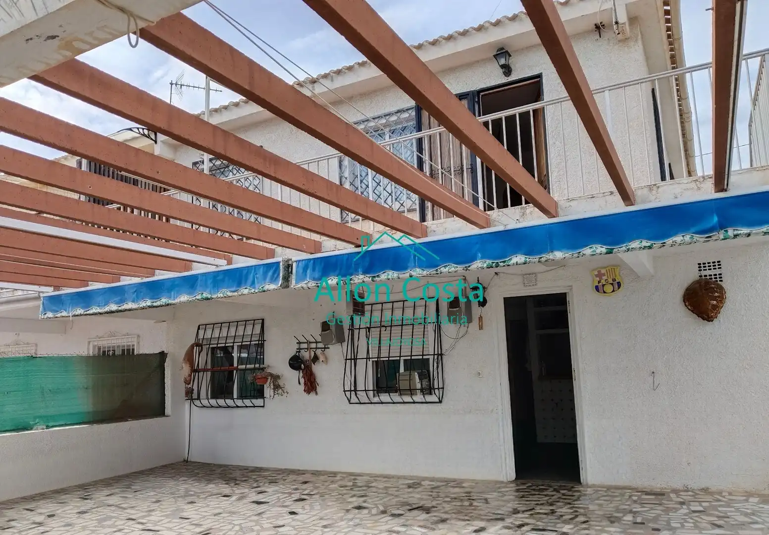 Maison mitoyenne à vendre à Pueblo Acantilado - Lanuza