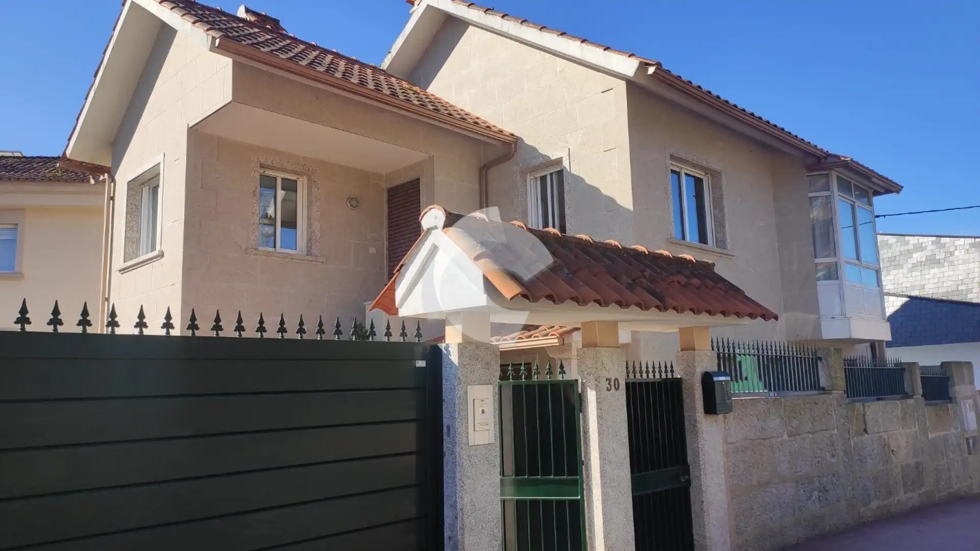 Vista exterior de Casa o chalet en venta en Nigrán con Jardín privado