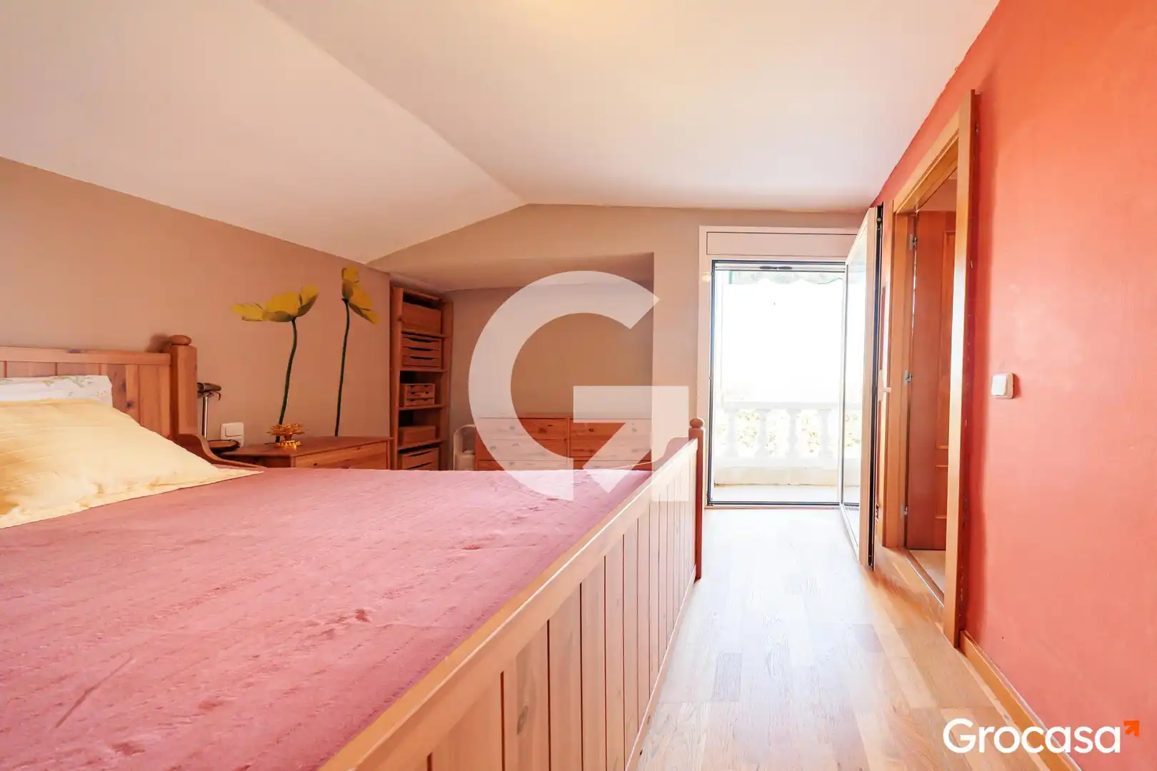 Dormitori de Casa o xalet en venda en Castellar del Vallès amb Aire condicionat, Calefacció i Jardí privat
