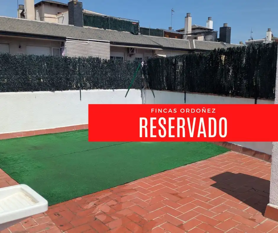 Terrassa de Àtic en venda en Sant Andreu de la Barca amb Calefacció, Terrassa i Traster
