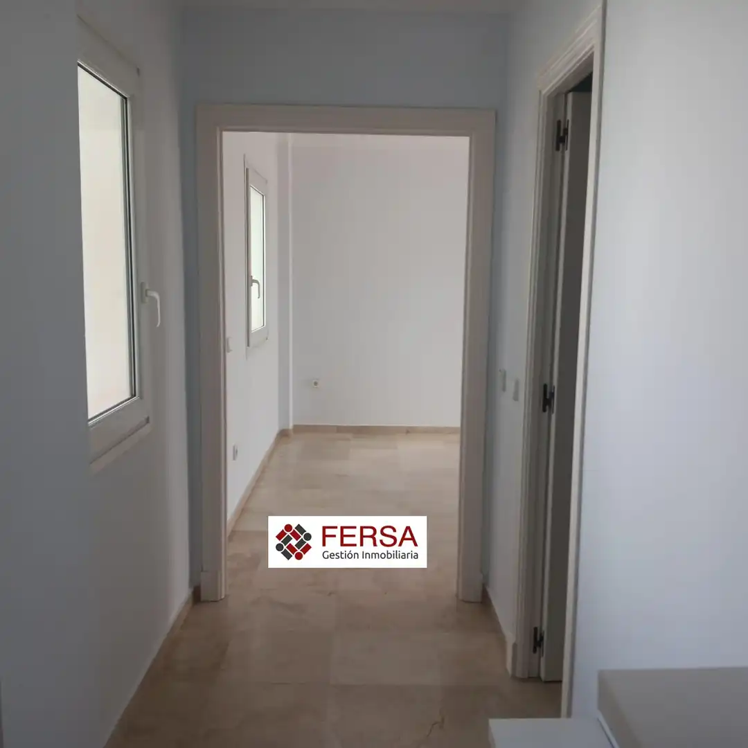 Attic for rent in Avenida de la Libertad, Pinar Alto