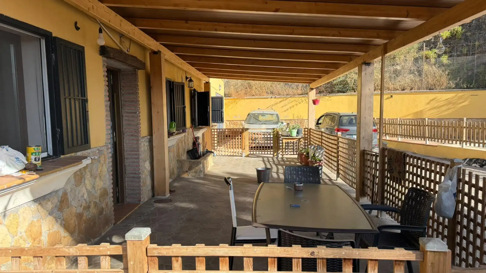 Casa rústica con piscina en venta en Lecrín