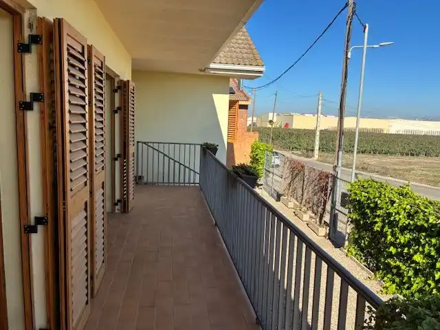 Terraza de Casa o chalet en venta en Miralcamp, Lleida