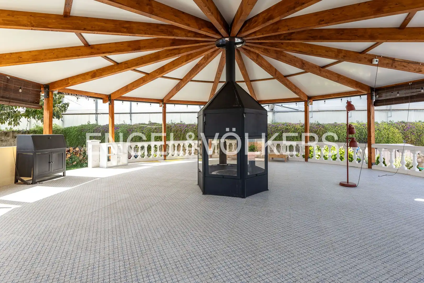 Terrace of Houses for rent in El Masnou  with Air Conditioner, Heating and Furnished