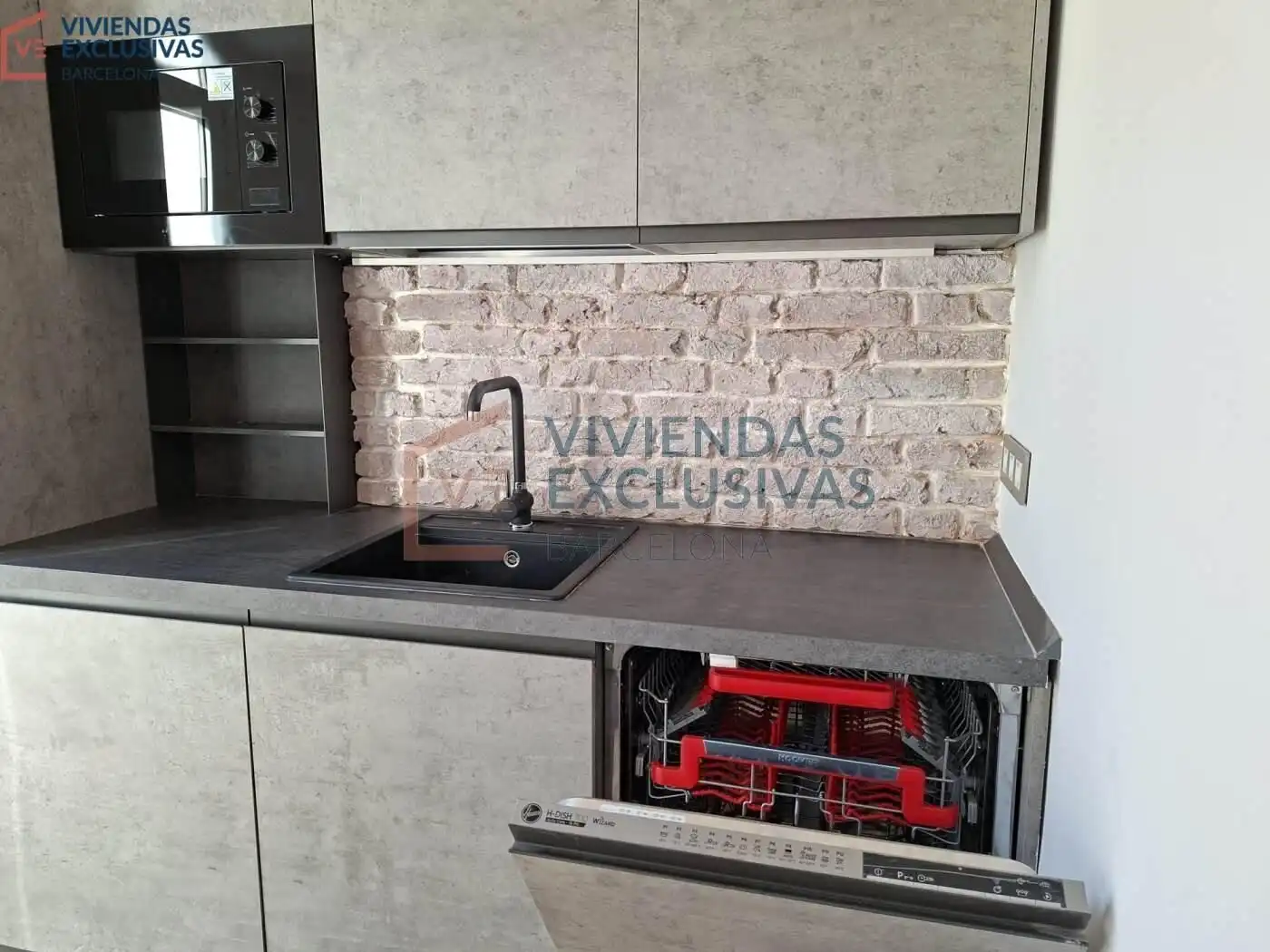 Piso con terraza en venta en Carrer de Viladomat, imagen 6