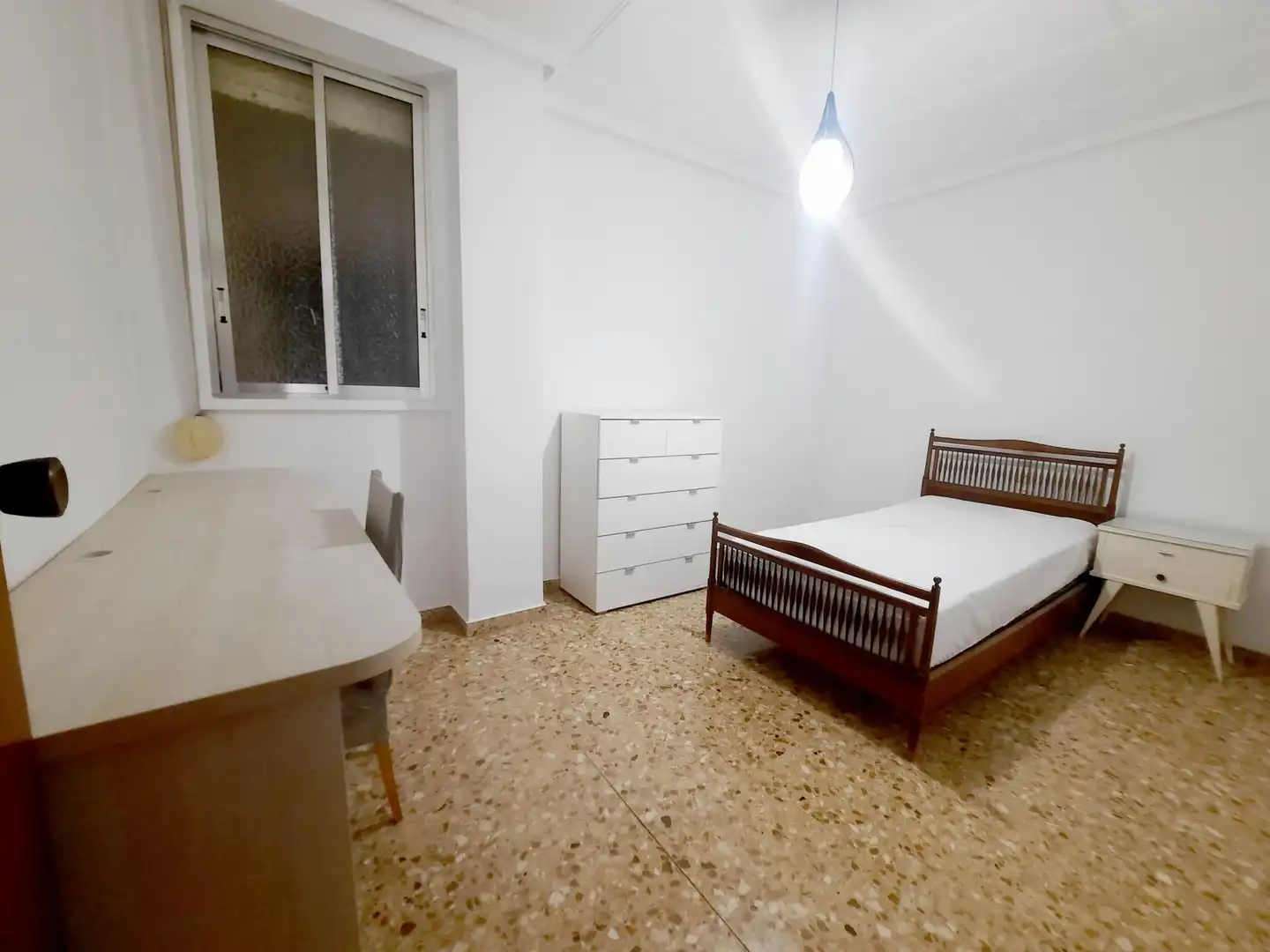 Schlafzimmer von Wohnung zur Miete in Sagunto / Sagunt mit Klimaanlage, Heizung und Balkon