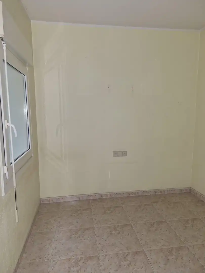 Wohnung zum Verkauf in Sabadell mit Klimaanlage, Heizung und Balkon