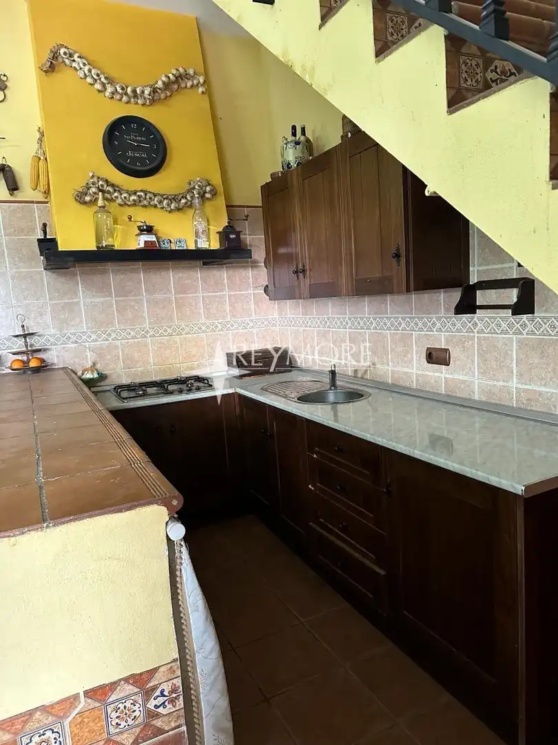 Cocina de Finca rústica en venta en La Puebla de los Infantes con Aire acondicionado, Calefacción y Jardín privado
