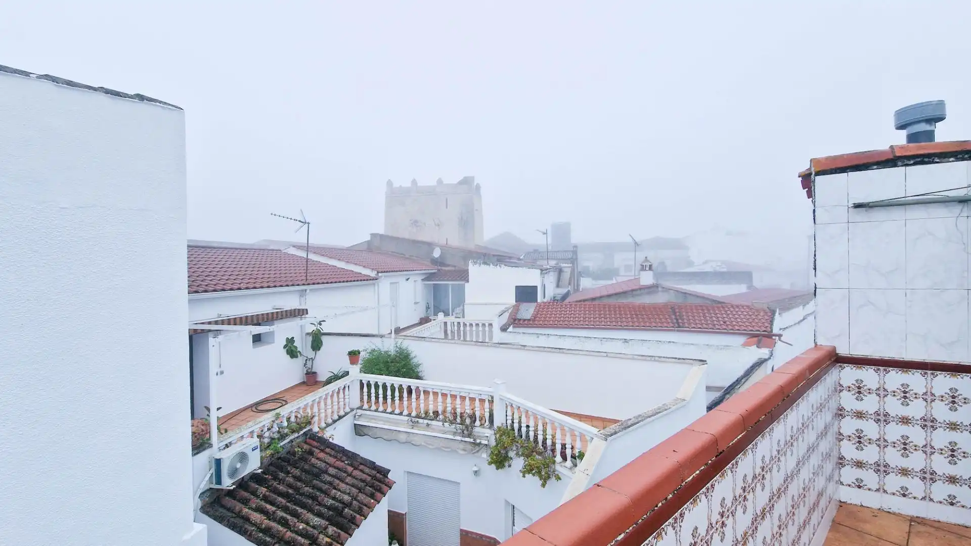 Vista exterior de Casa o chalet en venta en Cheles con Terraza, Trastero y Balcón