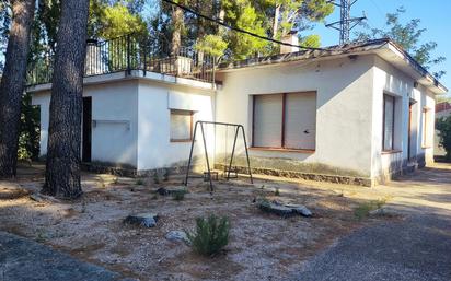 Vista exterior de Casa o xalet en venda en La Sénia amb Jardí privat, Terrassa i Moblat