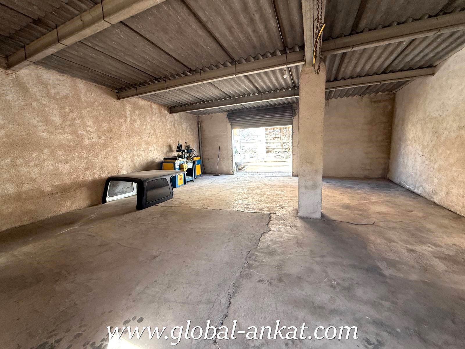 Garage for sale in Felanitx
