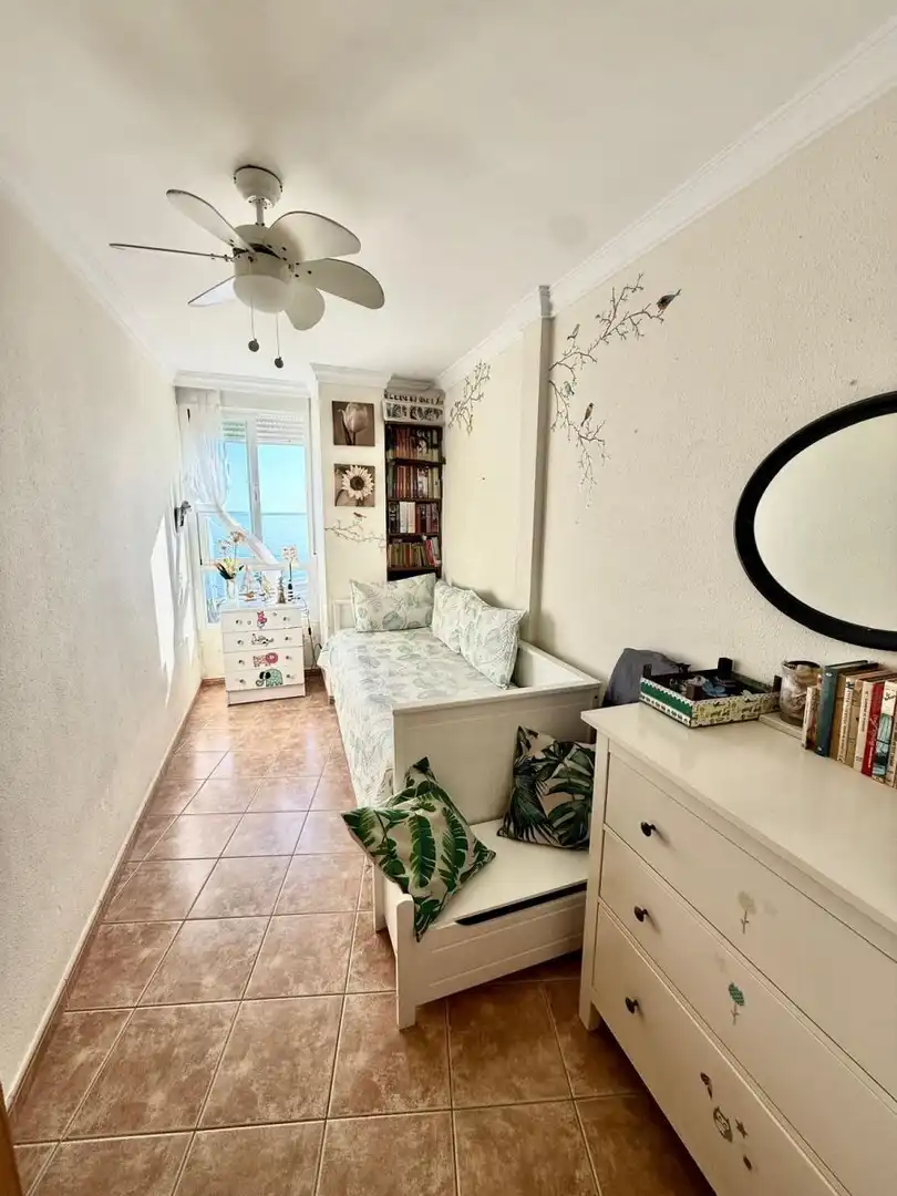 Habitación de Ático de alquiler en Vélez-Málaga con Jardín privado, Terraza y Amueblado