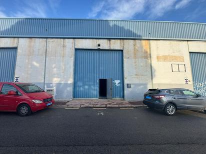 Exterior view of Industrial buildings for sale in Reus