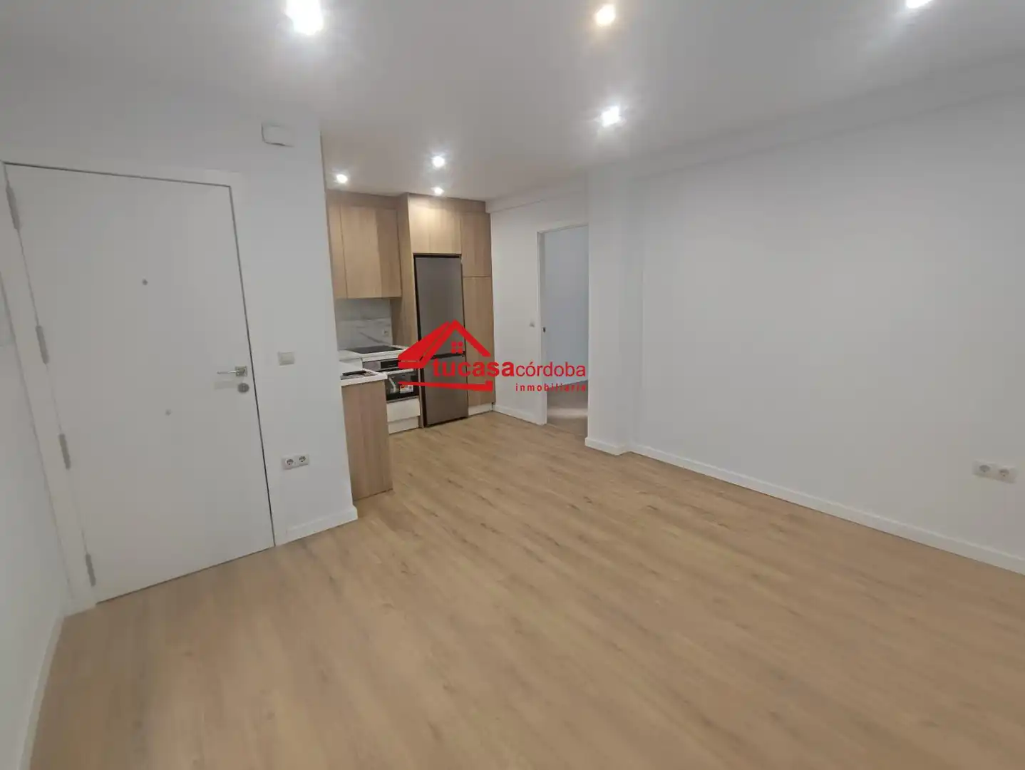 Flat for sale in Córdoba  with Air Conditioner and Parquet flooring