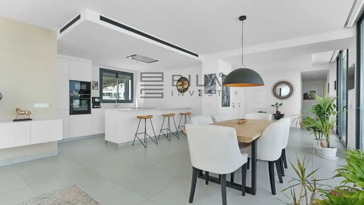 Ático con piscina en venta en Higuerón West, imagen 8