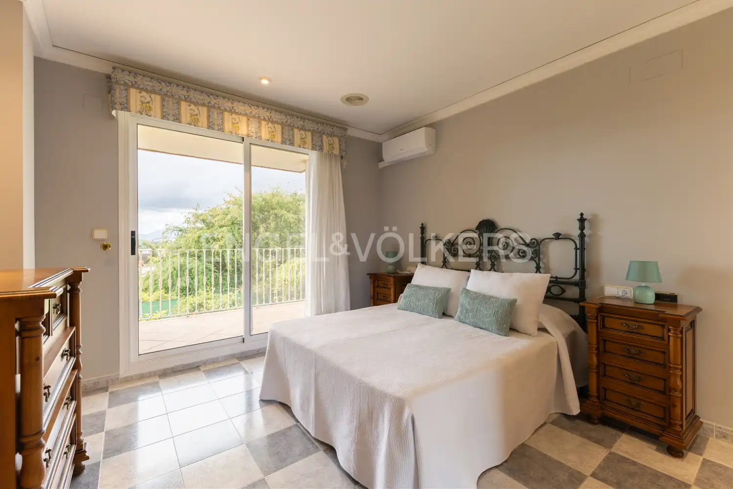 Habitación de Finca rústica en venta en Piles con Aire acondicionado, Calefacción y Jardín privado
