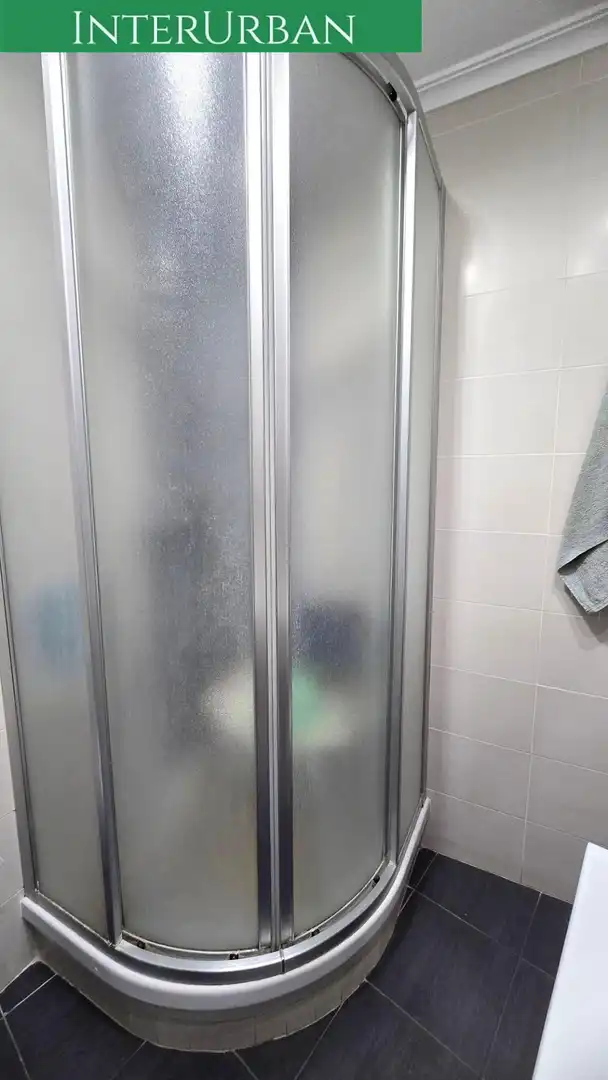 Baño de Piso en venta en Llíria con Aire acondicionado, Calefacción y Balcón