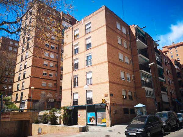 Local comercial en Alquiler en Avinguda de Catalunya en Lloreda