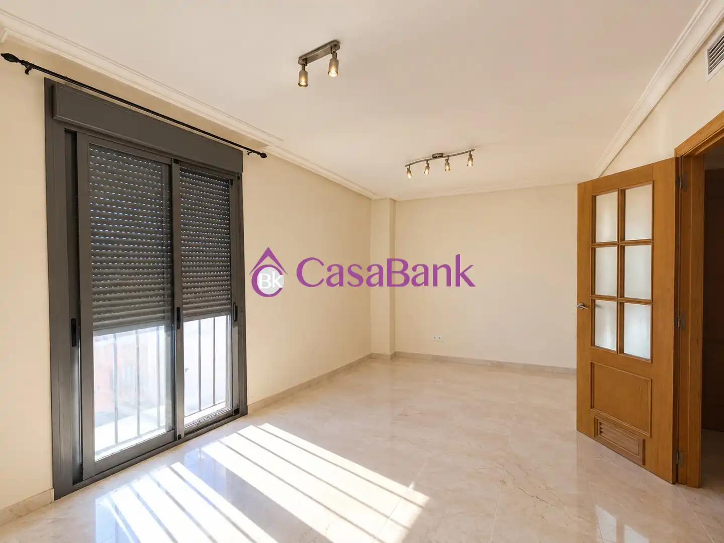 Maisonette mit Aufzug zum Verkauf in Sur