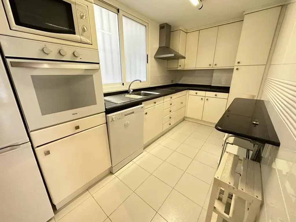 Cocina de Dúplex en venta en Castellón de la Plana / Castelló de la Plana con Aire acondicionado, Calefacción y Trastero