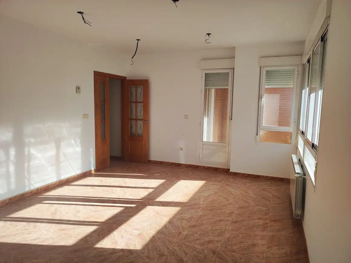 Pis amb ascensor en venda a Tobarra