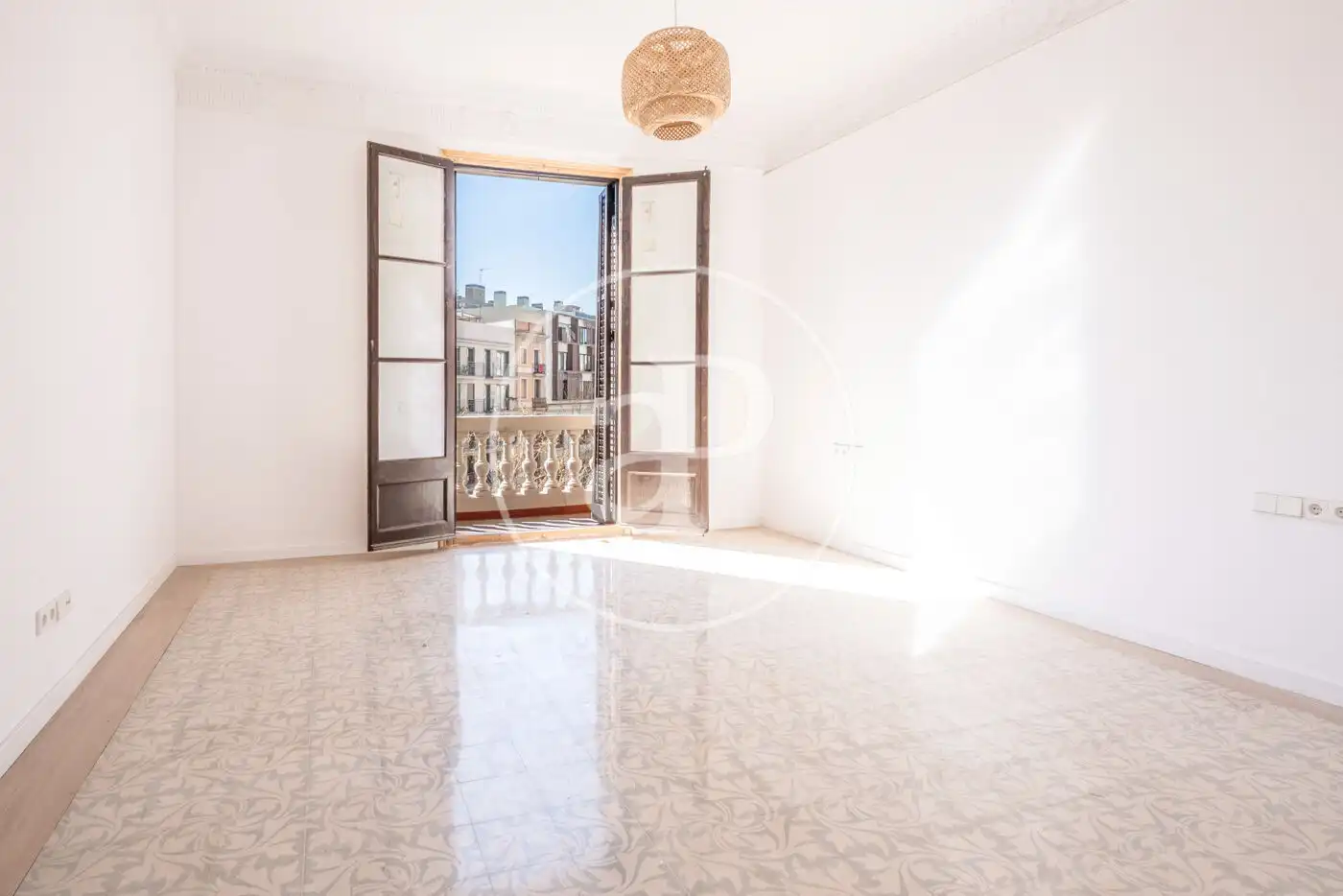 Exterior view of Flat for rent in Barcelona  with Air Conditioner, Heating and Balcony