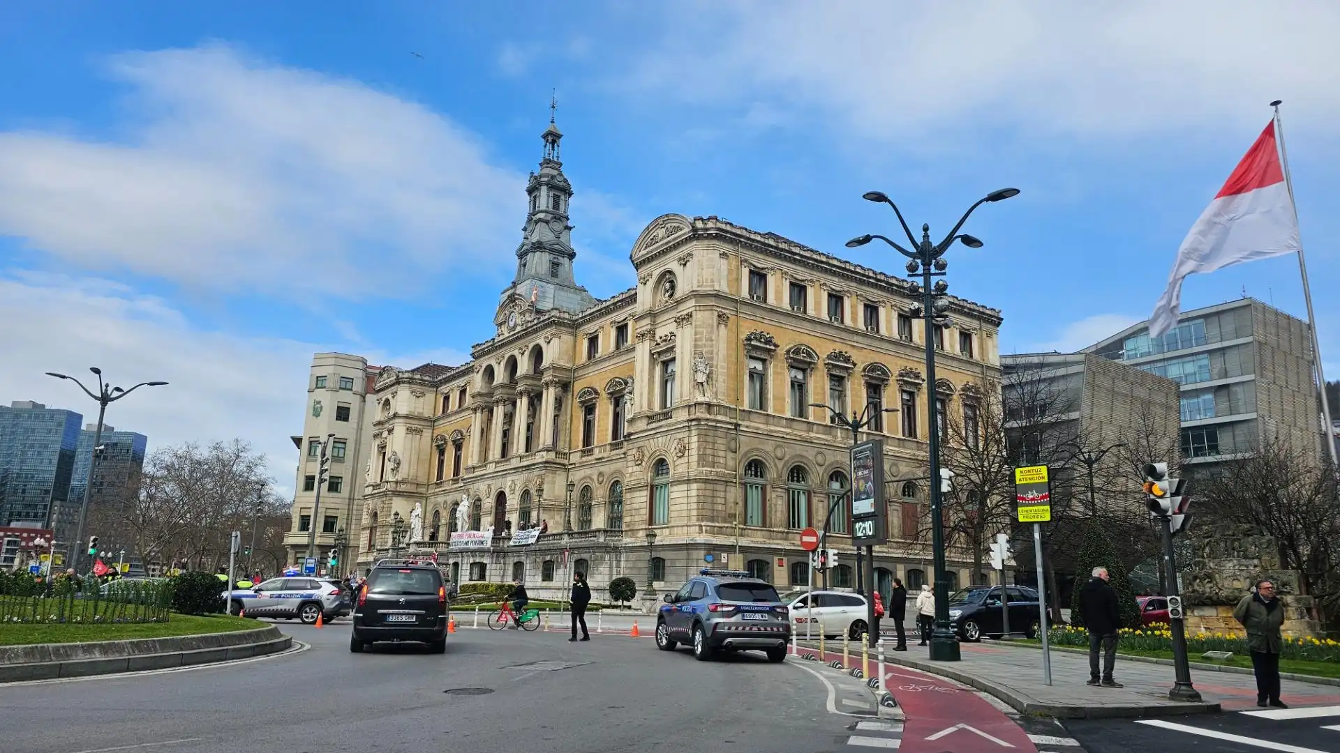 Vista exterior de Piso en venta en Bilbao  con Calefacción, Terraza y Balcón