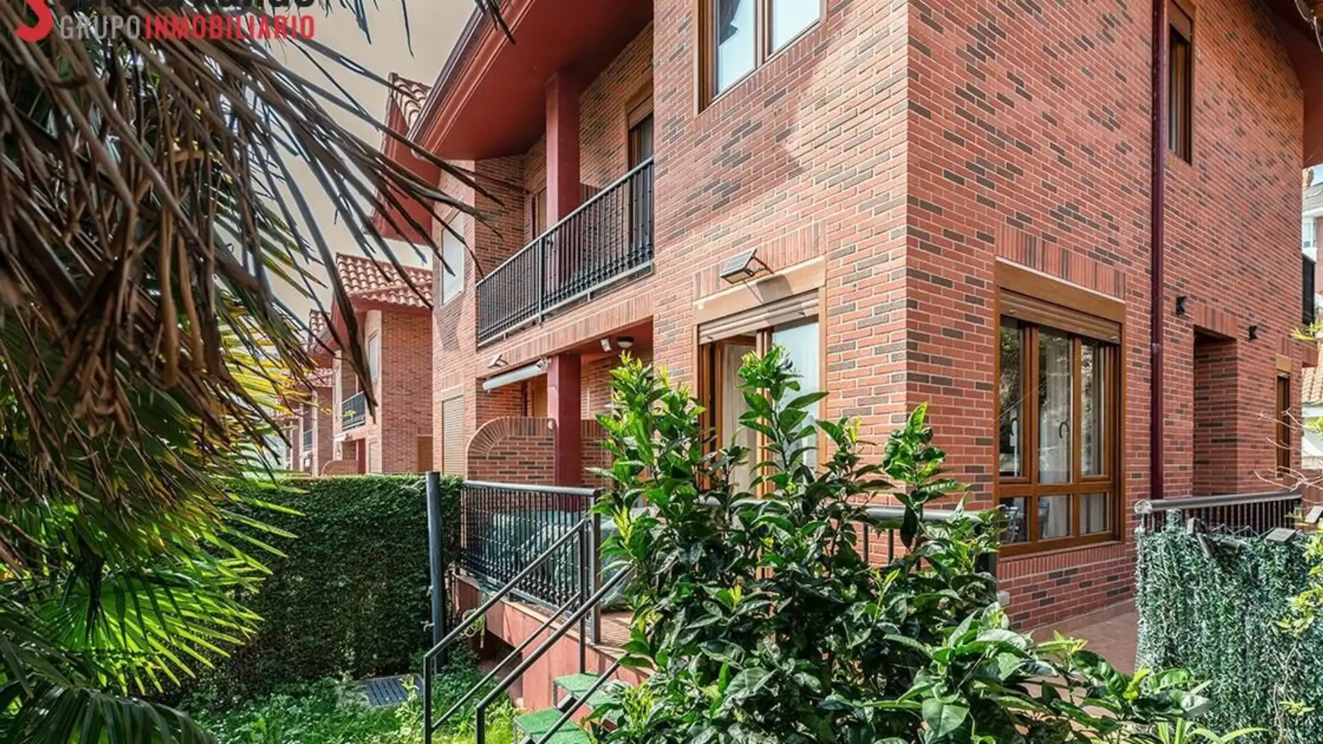 Casa adosada en venda a Suances