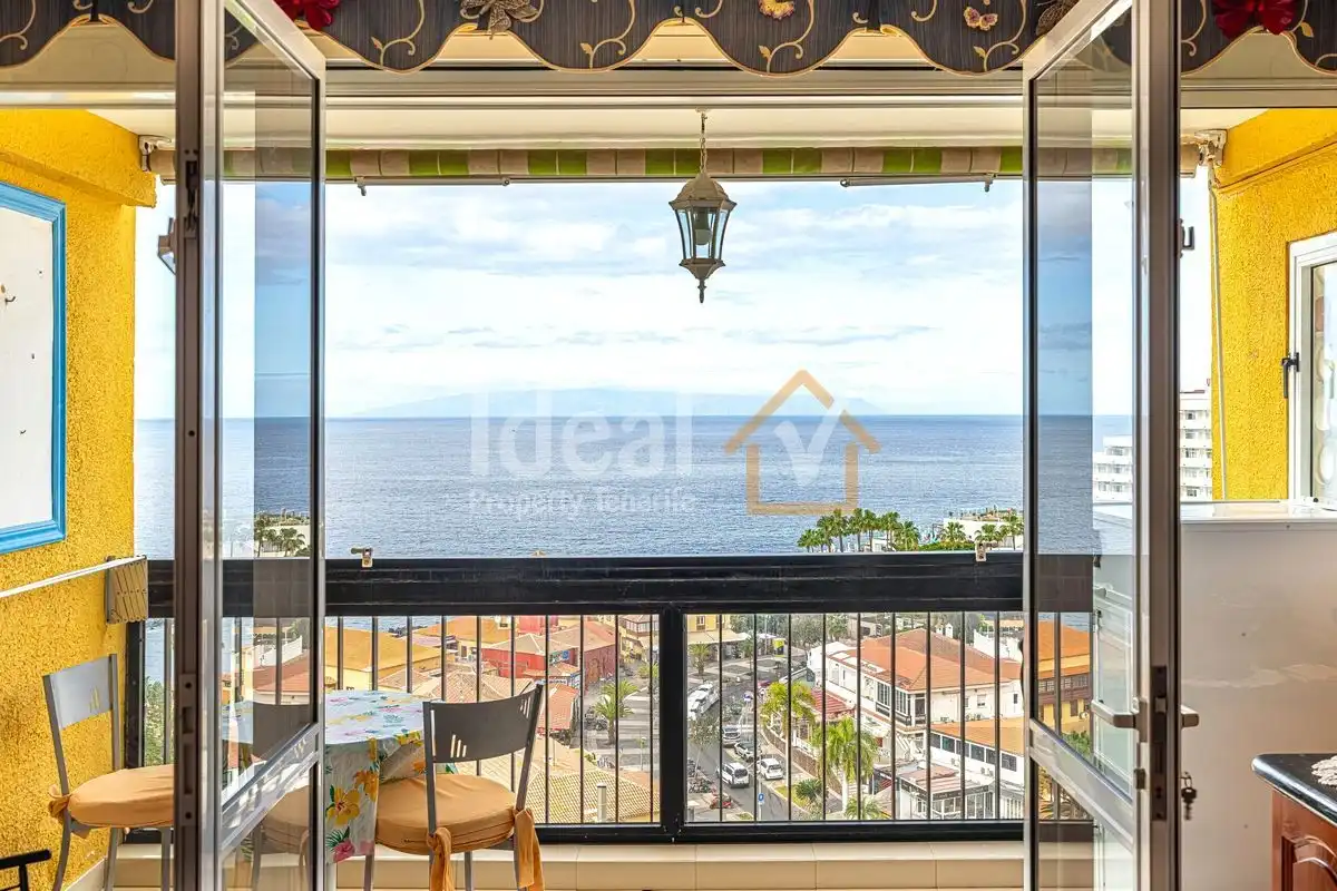 Apartment with pool for sale in Costa Adeje, imagen 2