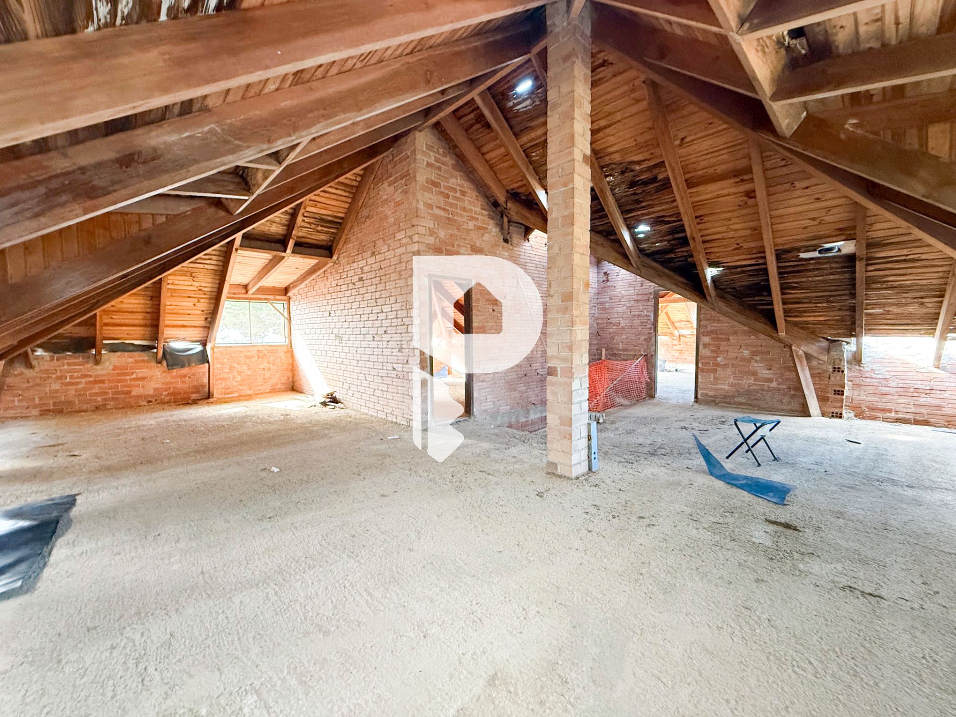 Haus oder Chalet zum Verkauf in Corbera de Llobregat mit Privatgarten, Terrasse und Abstellraum