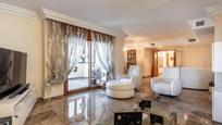 Living room of Flat for sale in  Granada Capital  with Air Conditioner, Terrace and Balcony