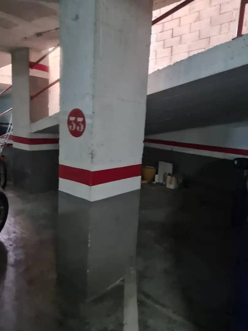 Parkplatz zum Verkauf in Carrer Torrent Mal 37, imagen 6
