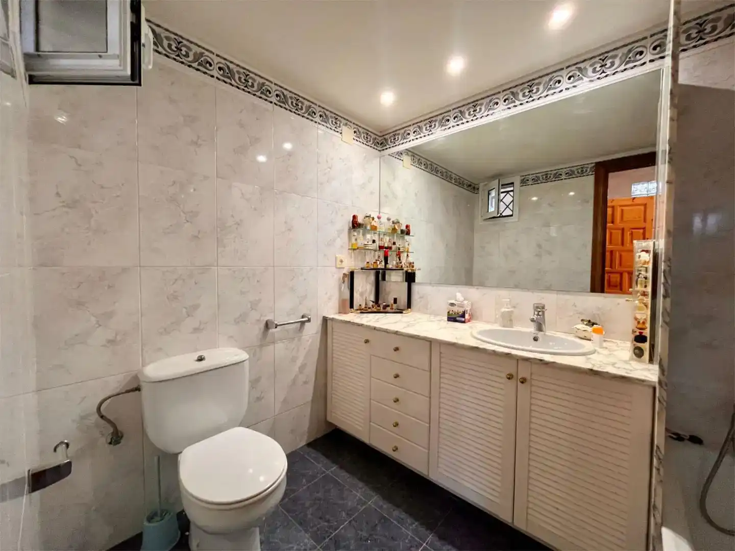 Baño de Casa o chalet en venta en Begues con Aire acondicionado, Piscina y Balcón